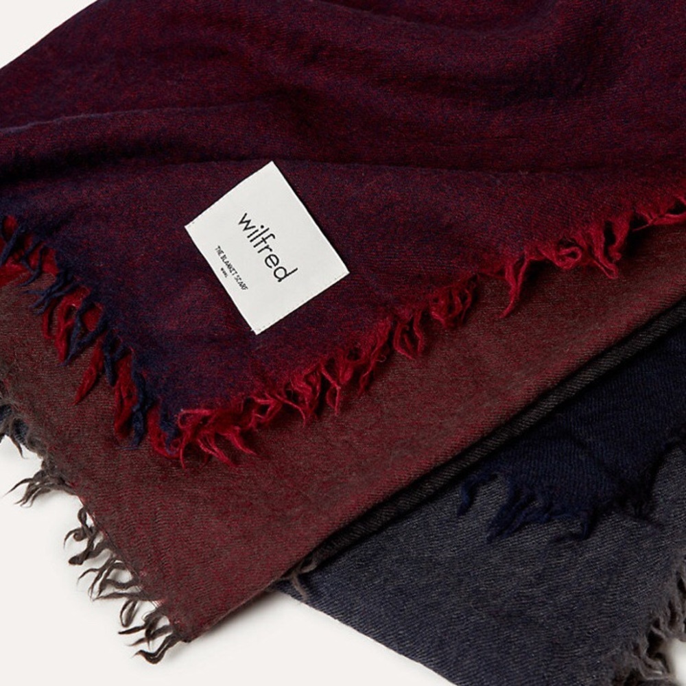 Aritzia - Wilfred ColorBlock Blanket Scarf